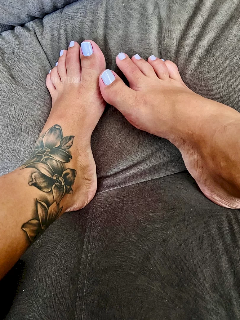 Acompanhante footjob