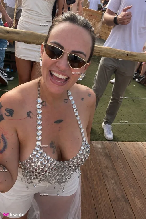 Foto profissional de Maria Bonnes