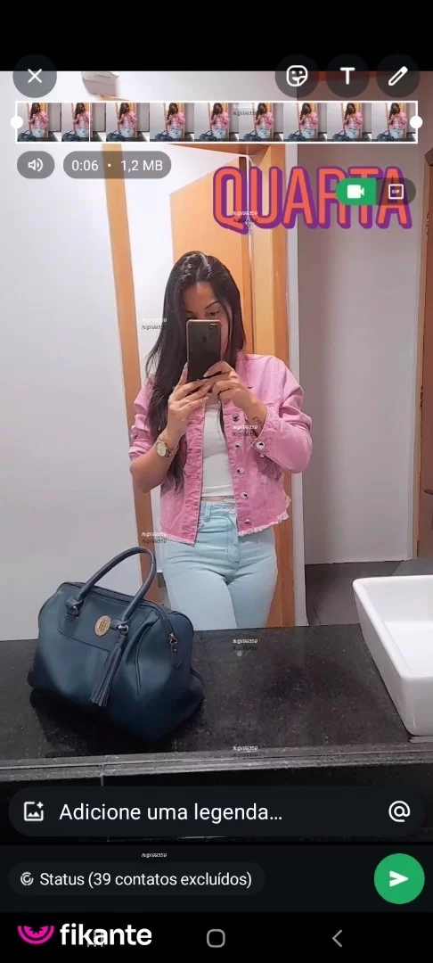 foto de Carla Medeiros 