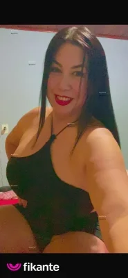 Foto profissional de Squentada gostosa