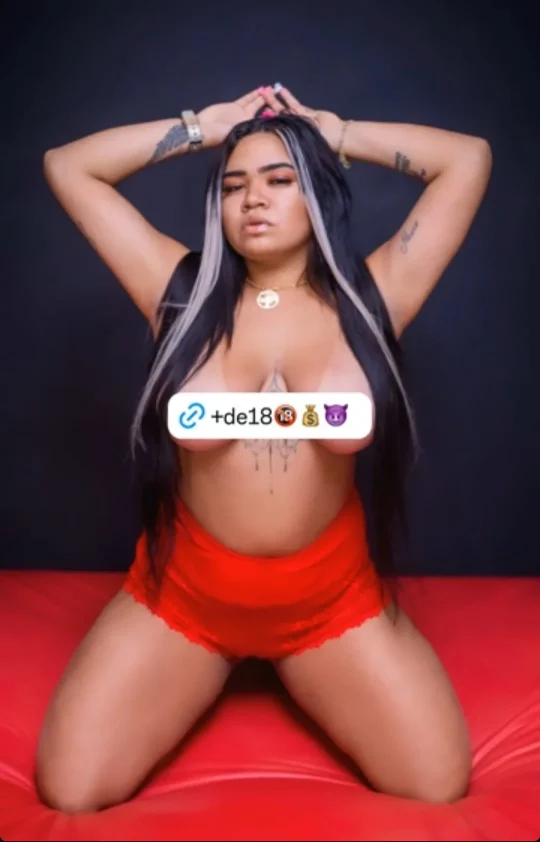 Foto profissional de Mel nakata