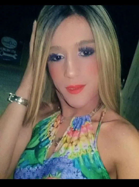 Foto profissional de Sabrinny Laila suzuki
