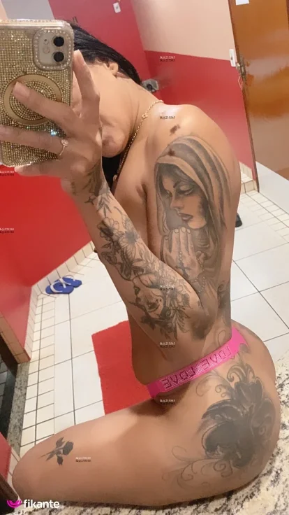 Foto profissional de Poliana