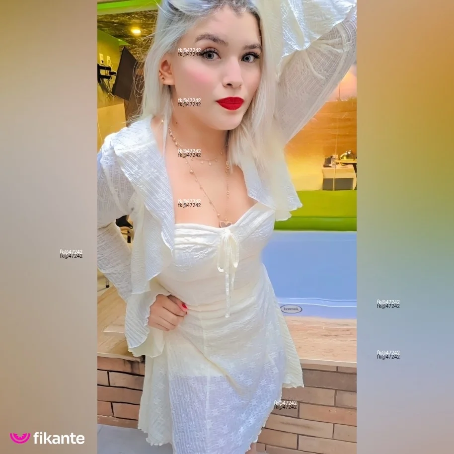 foto de Sofia lemos ninfetinha massagista