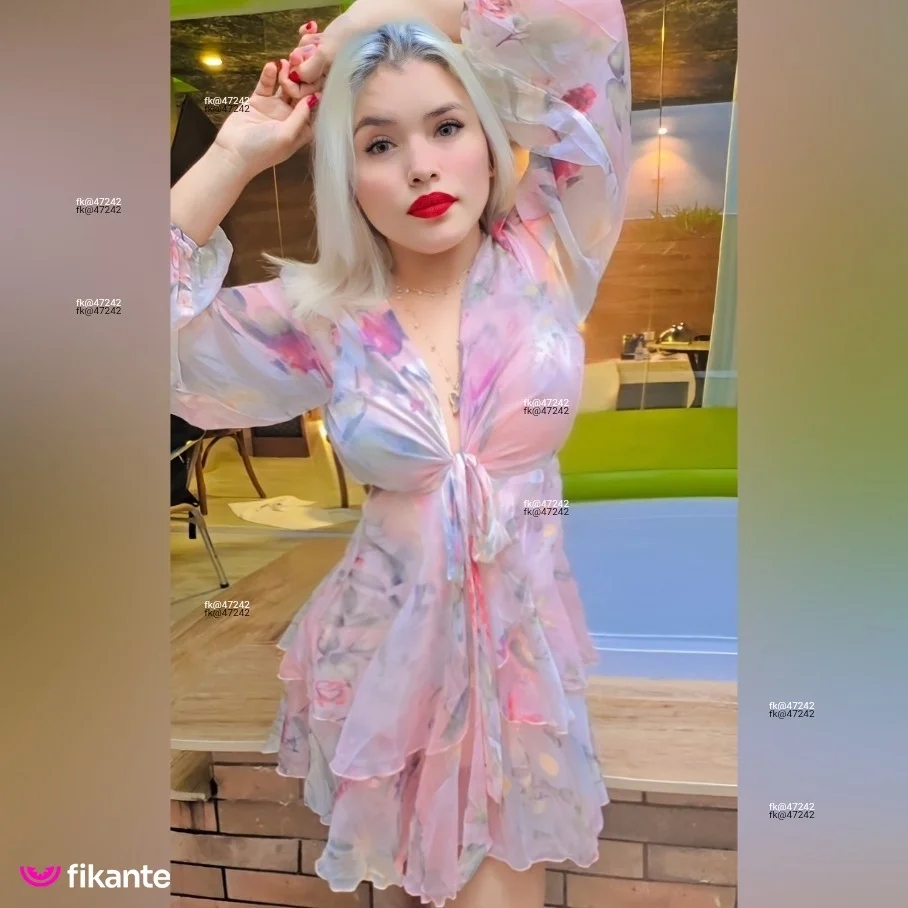 foto de Sofia lemos ninfetinha massagista