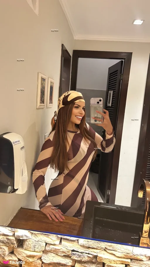 Foto profissional de Vivi Ferrari