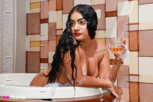 Foto profissional de Jade Menezes 
